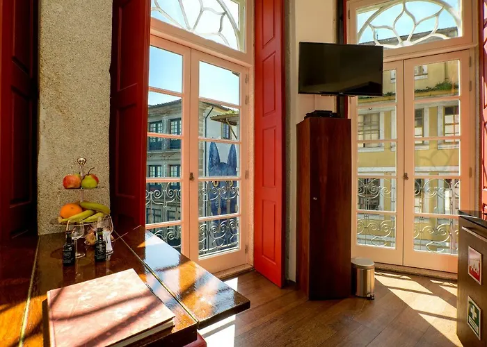 Flores Lofts