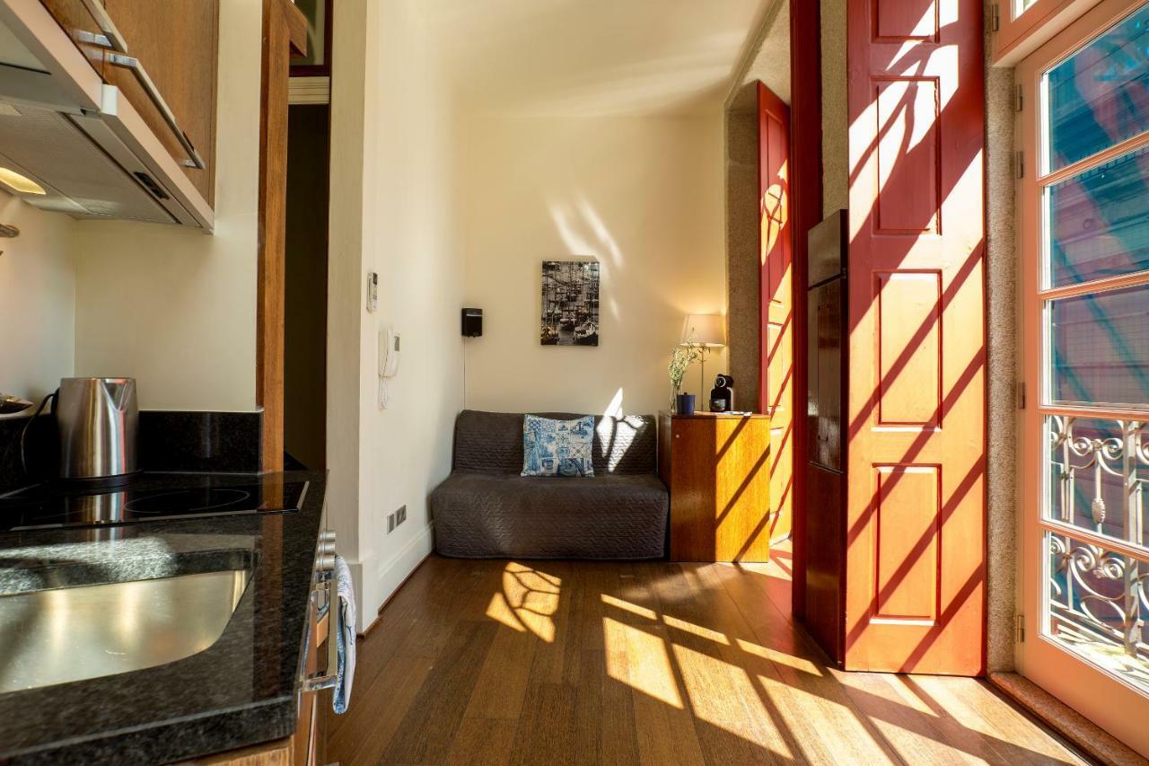 Flores Lofts *